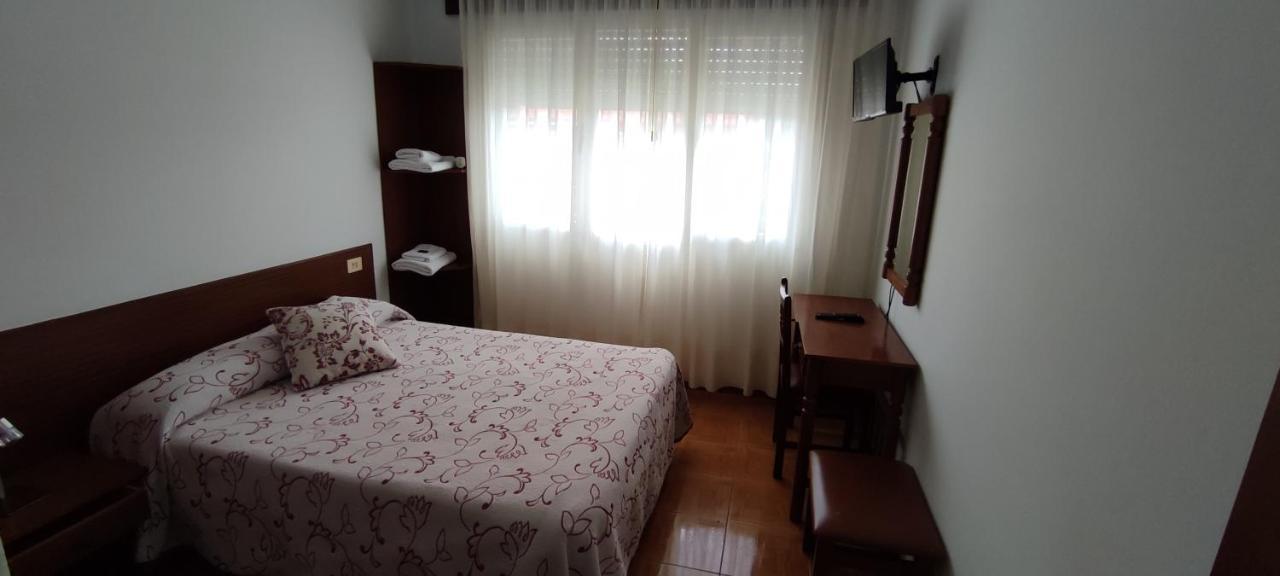 Pension Vazquez Vimianzo Экстерьер фото